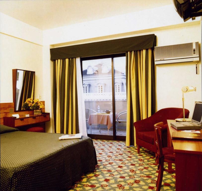 Hotel Jorge V Lisboa Szoba fotó