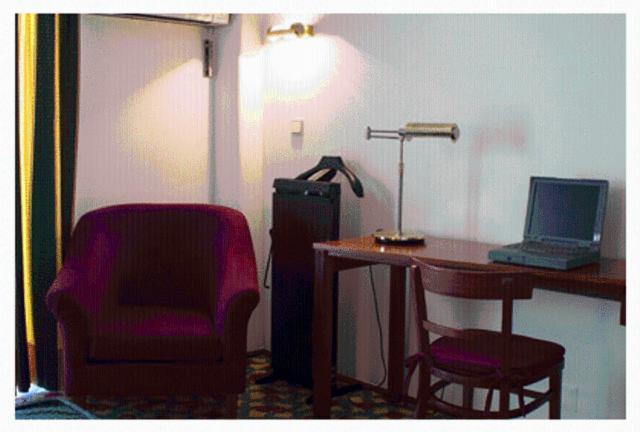 Hotel Jorge V Lisboa Szoba fotó